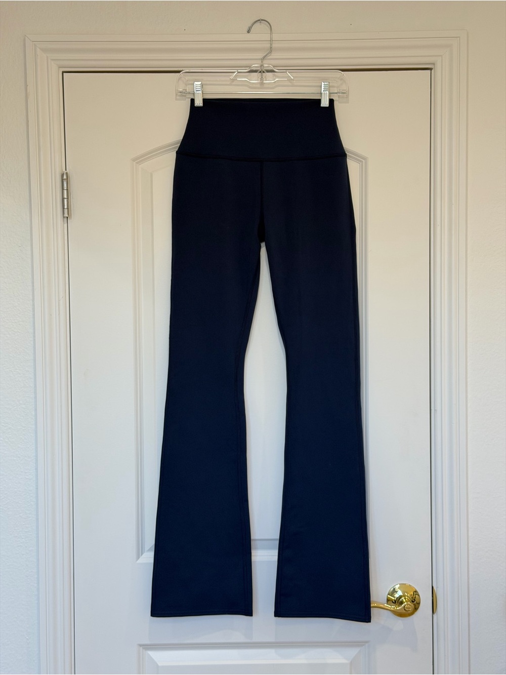 Alo Airbrush High-Waist Bootcut Legging (Regular) navy